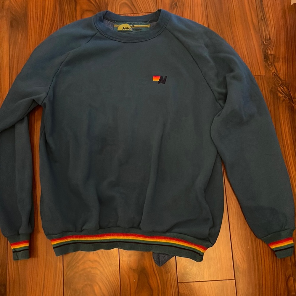 Comfy high quality sweatshirt for everyday usage! Worn 1x